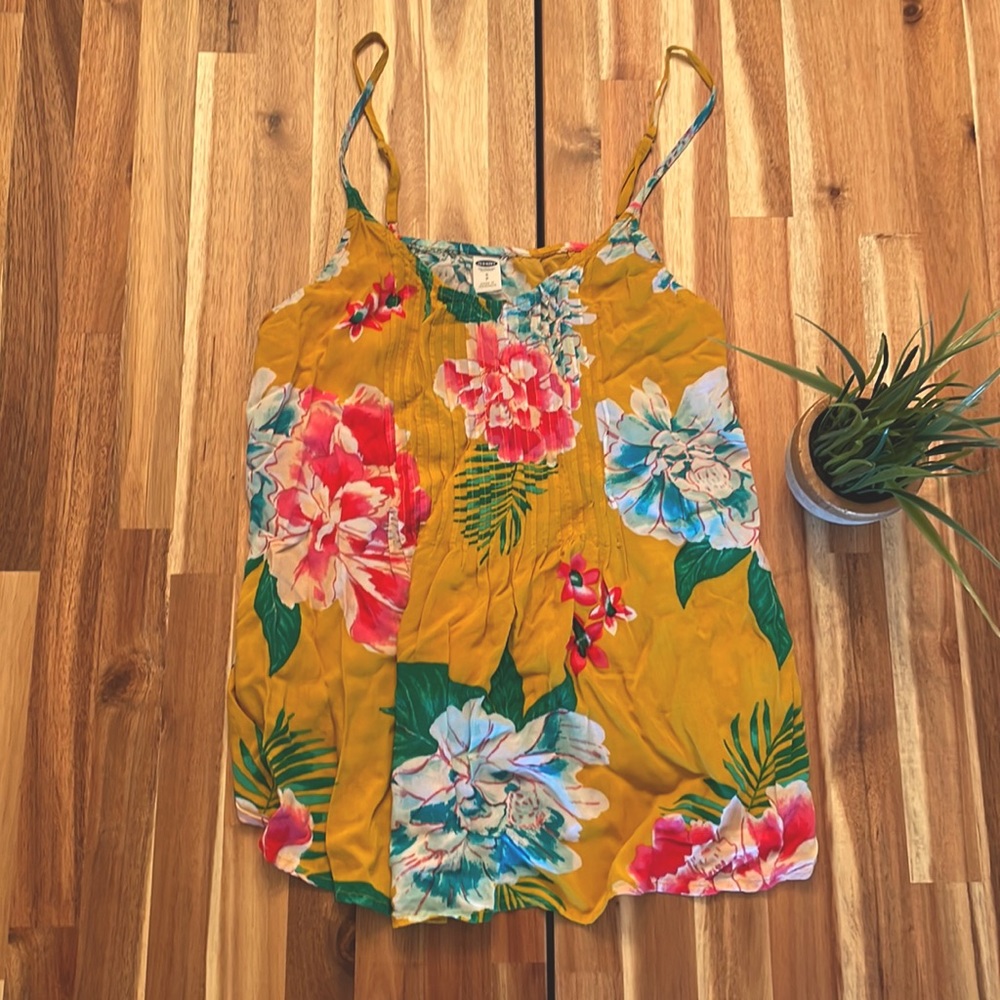 Old Navy Mustard Yellow Floral Tank Top